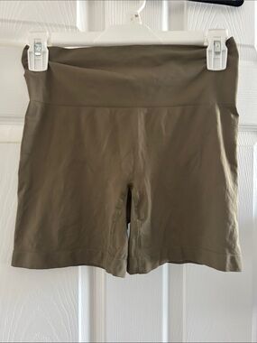 SKIMS Olive High-Rise Bike Shorts